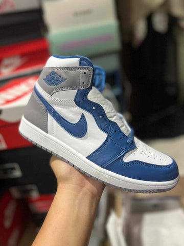 Air Jordan 1 High True Blue