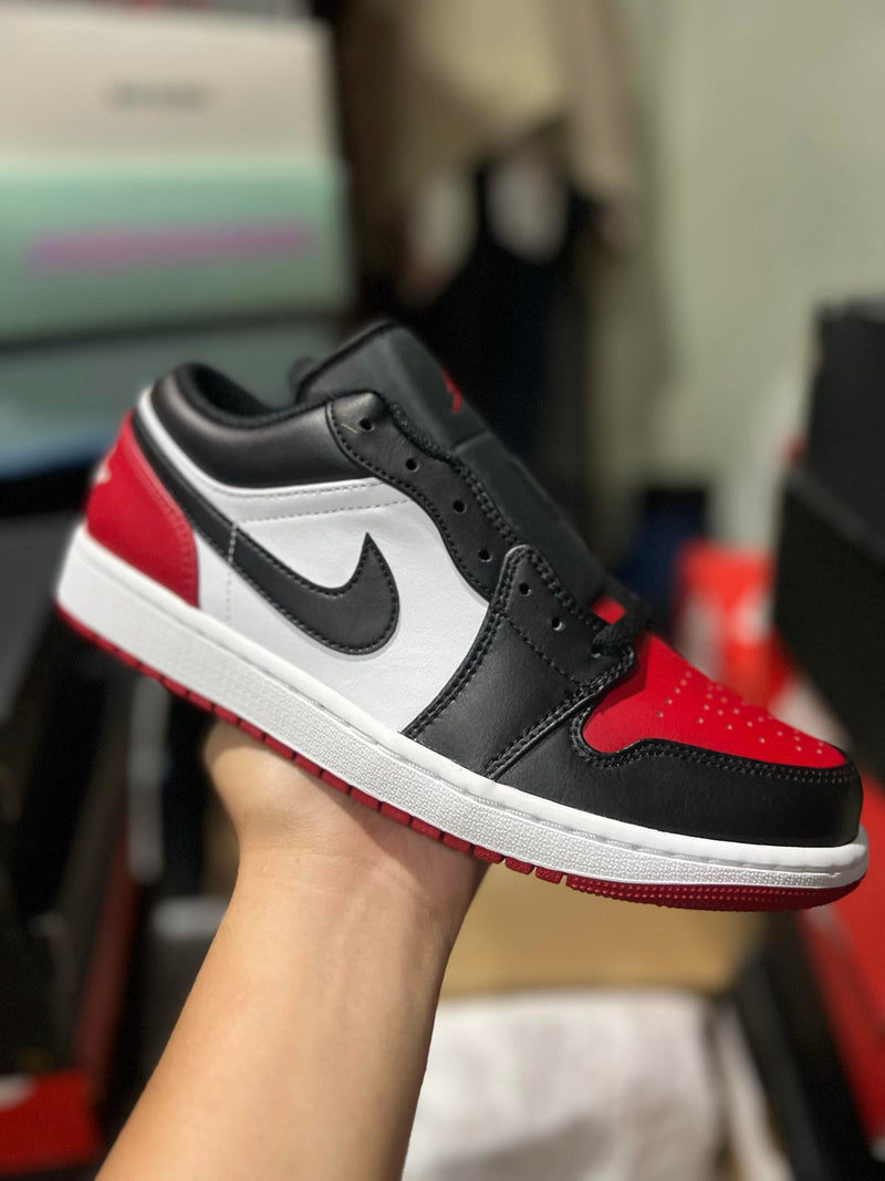Jordan 1 Low Bred Toe